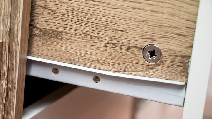 Mesita de Noche Trillo 3 Cajones