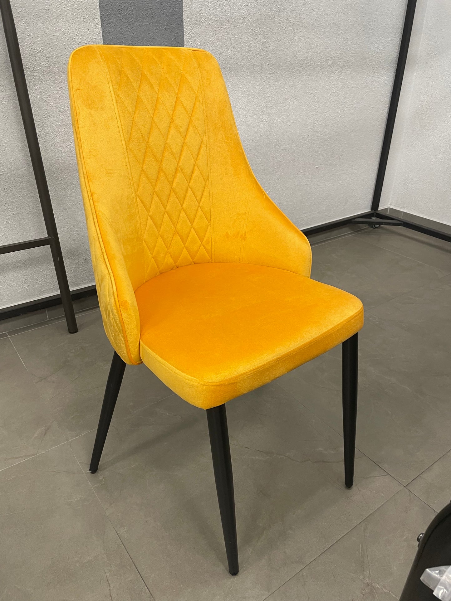 Silla KJC060 mustard velvet