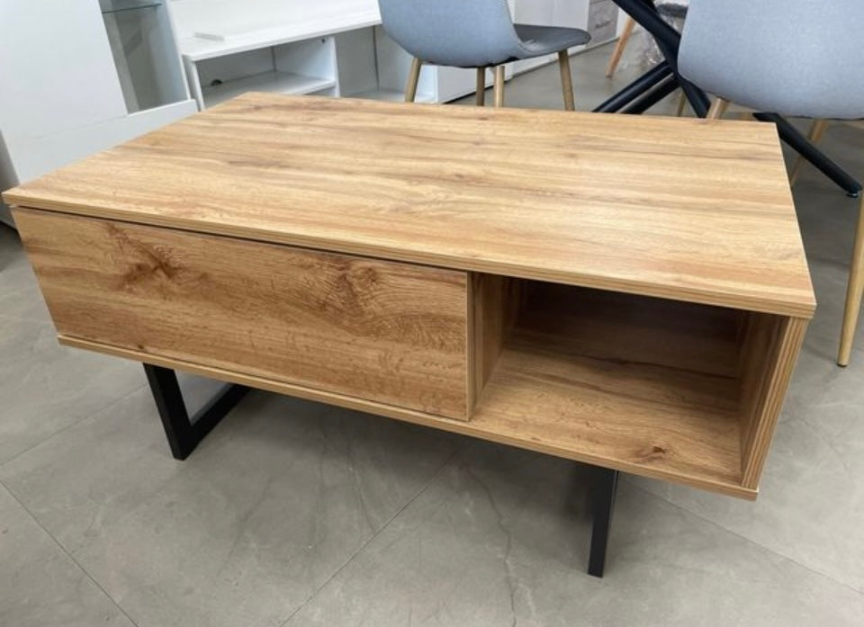 Mesa centro CT-8023
Madera y metal