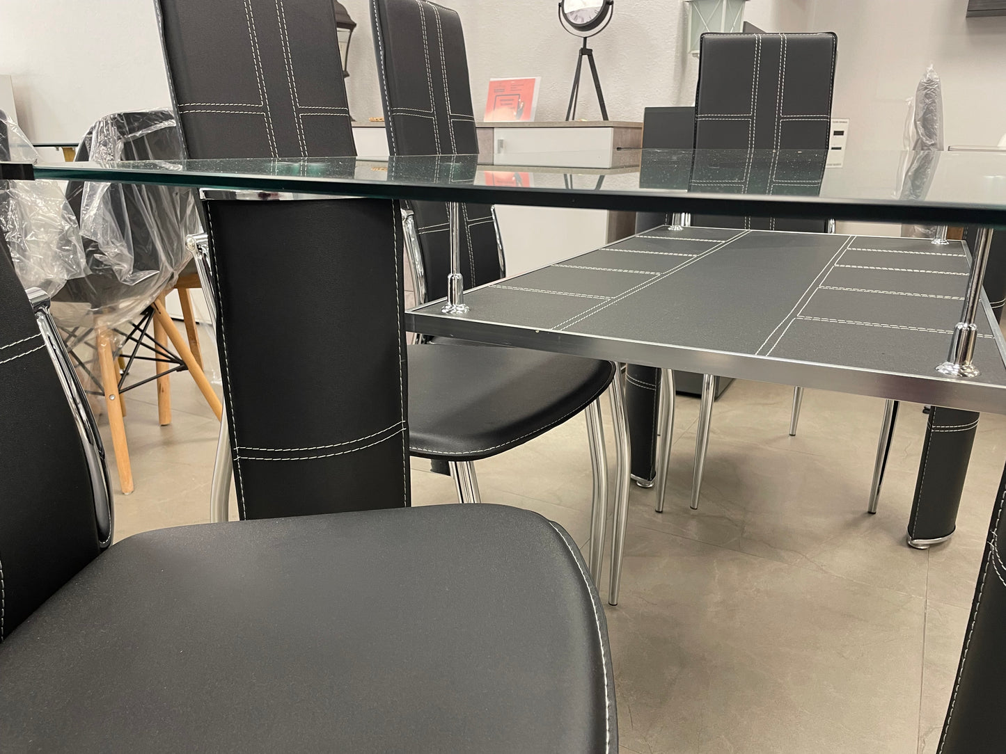 Mesa DT17 y 6 sillas