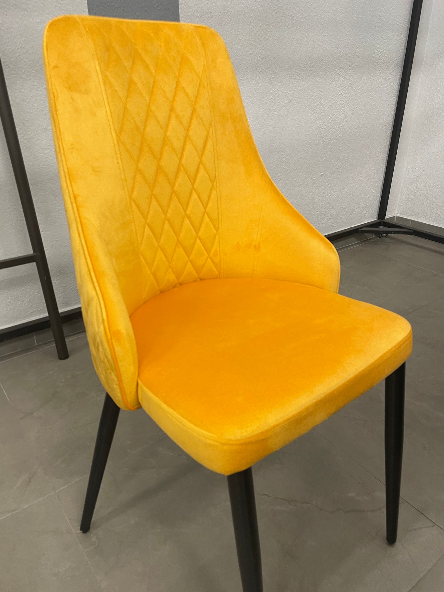 Silla KJC060 mustard velvet