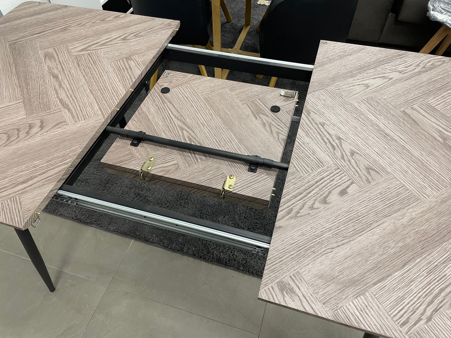Mesa extensible DTOG061