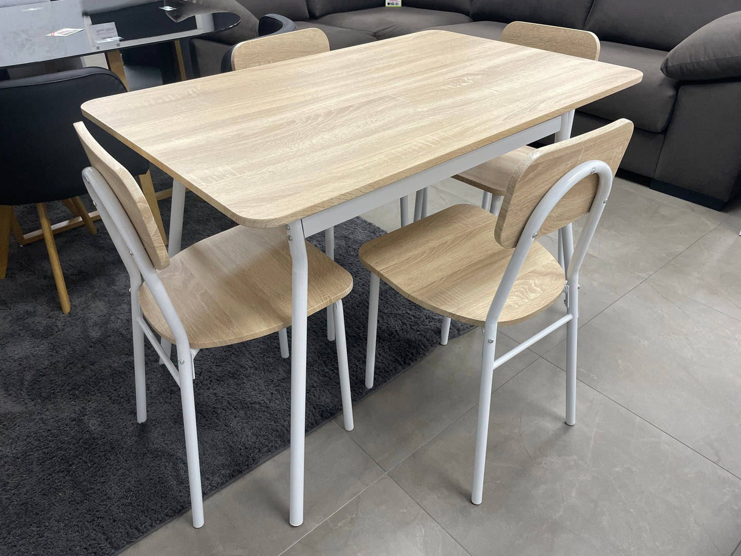 Conjunto de Mesa de Comedor con 4 Sillas, Madera y Metal.