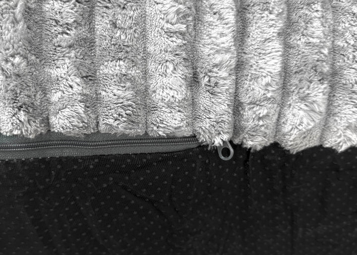 Puff Sillon Clasico en Terciopelo 1 Plaza
 YJ57