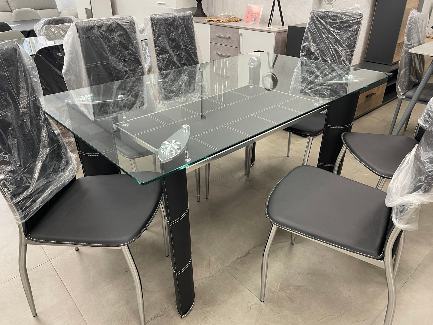 Mesa DT17 y 6 sillas