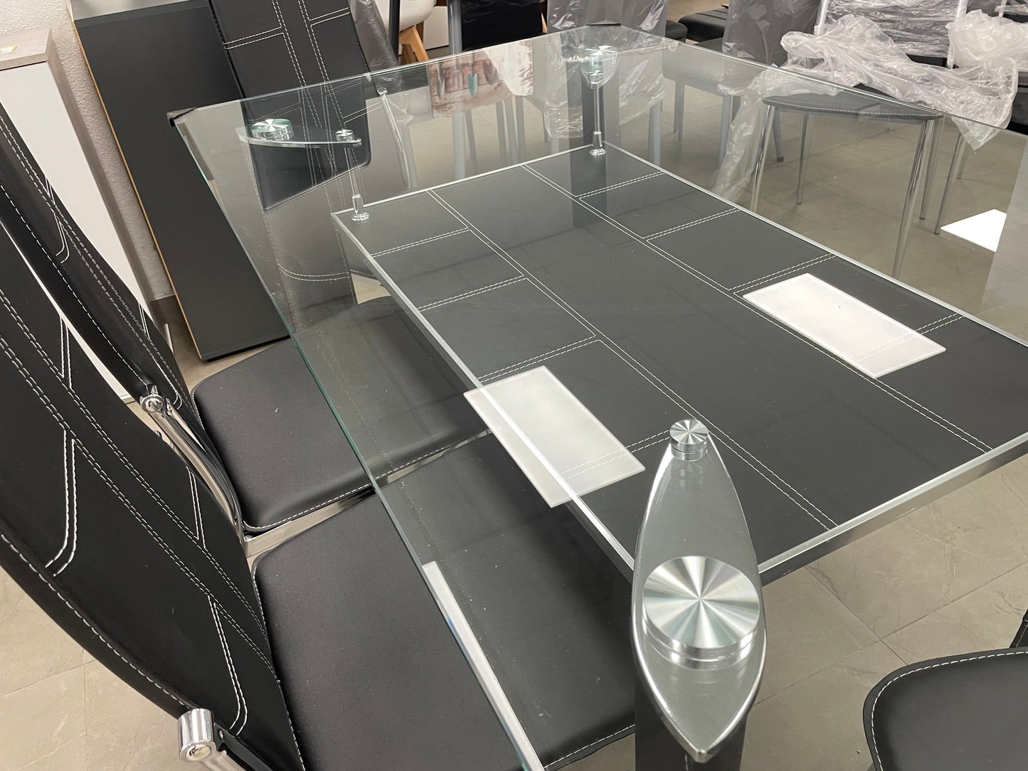 Mesa DT17 y 6 sillas